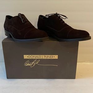 DONALD J PLINER - Best Quality Suede Oxfords - New in Box - Made in Italy